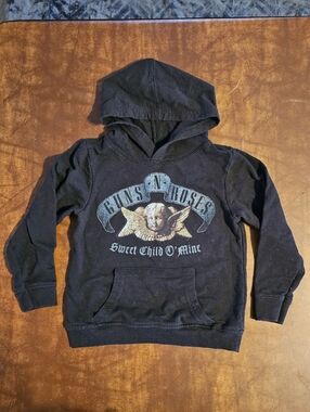 🎸🖤 Guns N’ Roses Kids Hoodie – Size 4T 🖤🎸